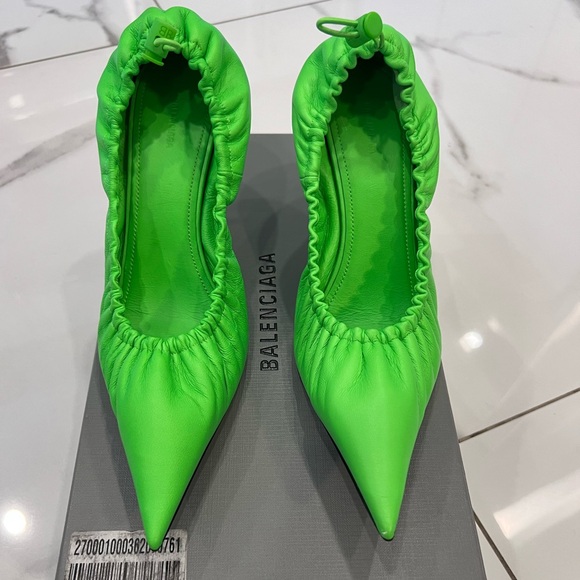 Balenciaga Shoes - Balenciaga Women’s Neon Green Pointed pumps